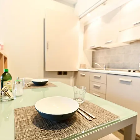 Top Living Apartments - San Salvario Turin Exterior photo